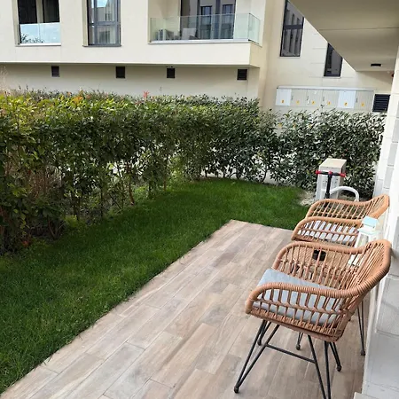 Sunny Flat Near The & Pool View