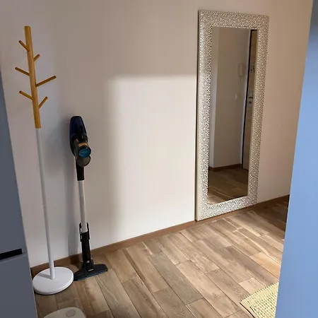 شقة Sunny Flat Near The & Pool View *